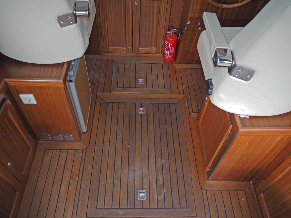 Steuerhaus, Innenausstattung